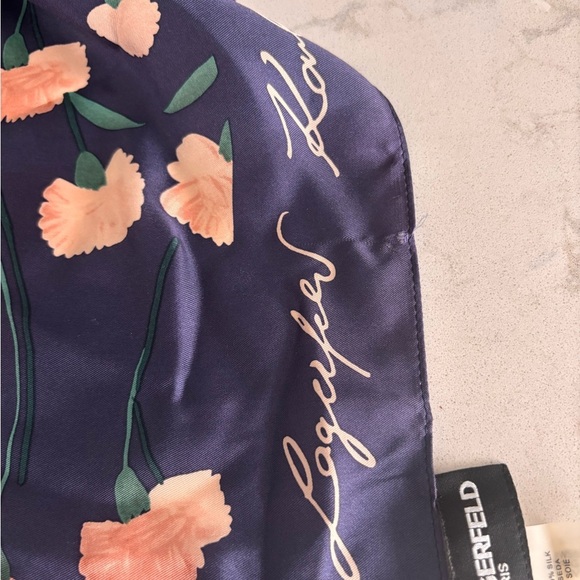 Karl Lagerfeld Navy Blue and Orange Scarf with Elegant Design - Picture 4 of 6